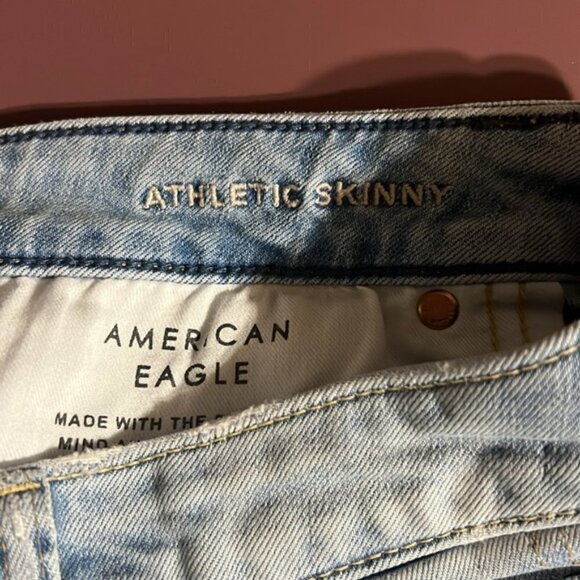 American Eagle Men’s Athletic Skinny Light Wash Jeans size 29x30 - Picture 7 of 7
